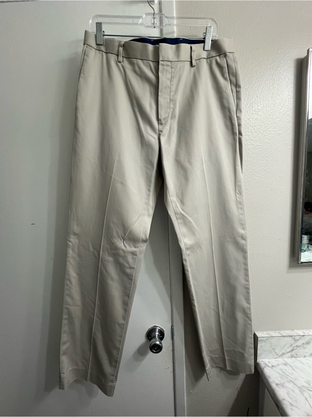 Banana Republic Men's Chino Pants - Light Khaki